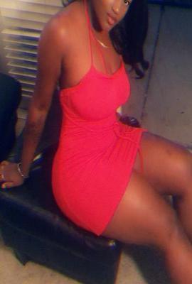 Mjuka Elenya  Escort Borås